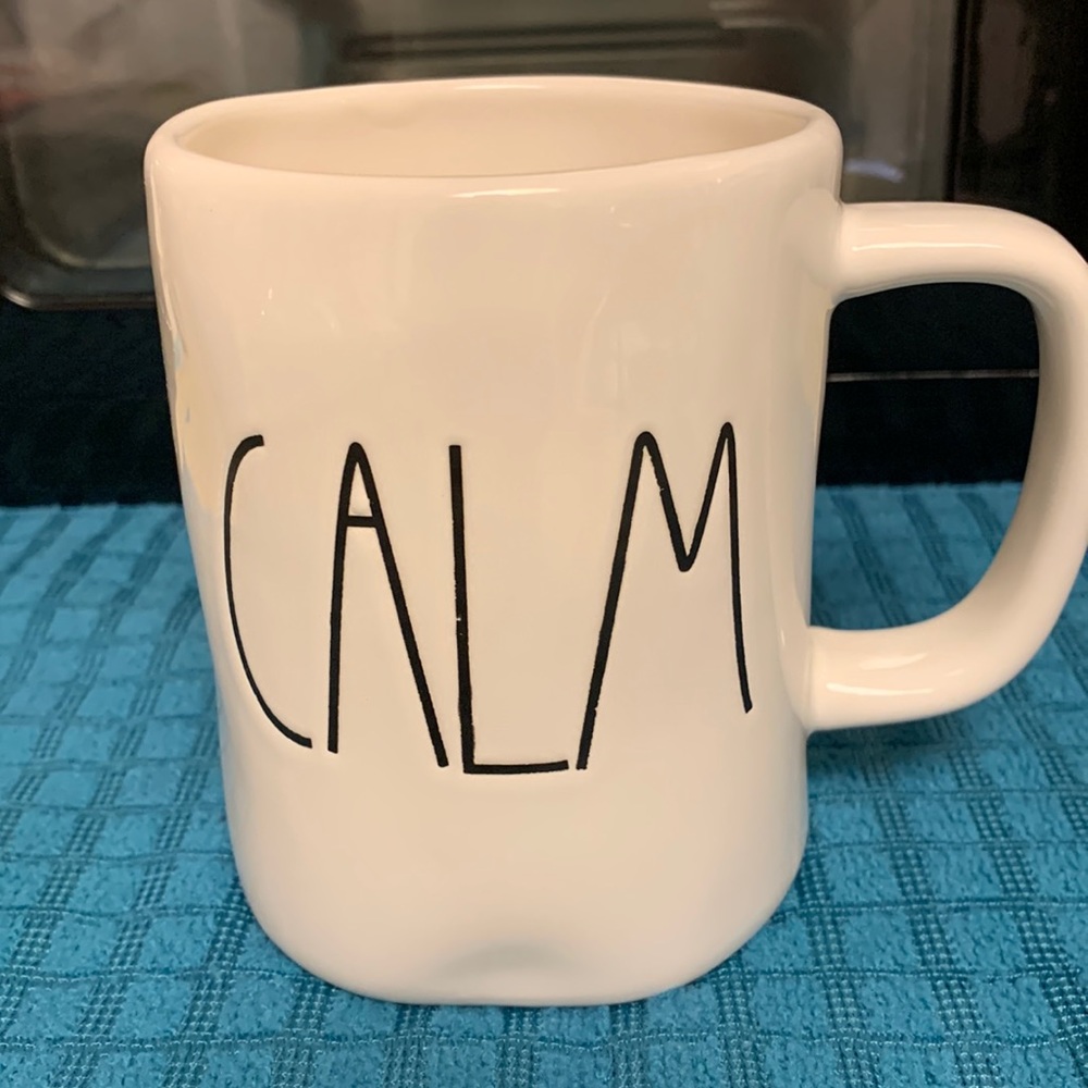 Rae Dunn 16 oz mug “Calm”